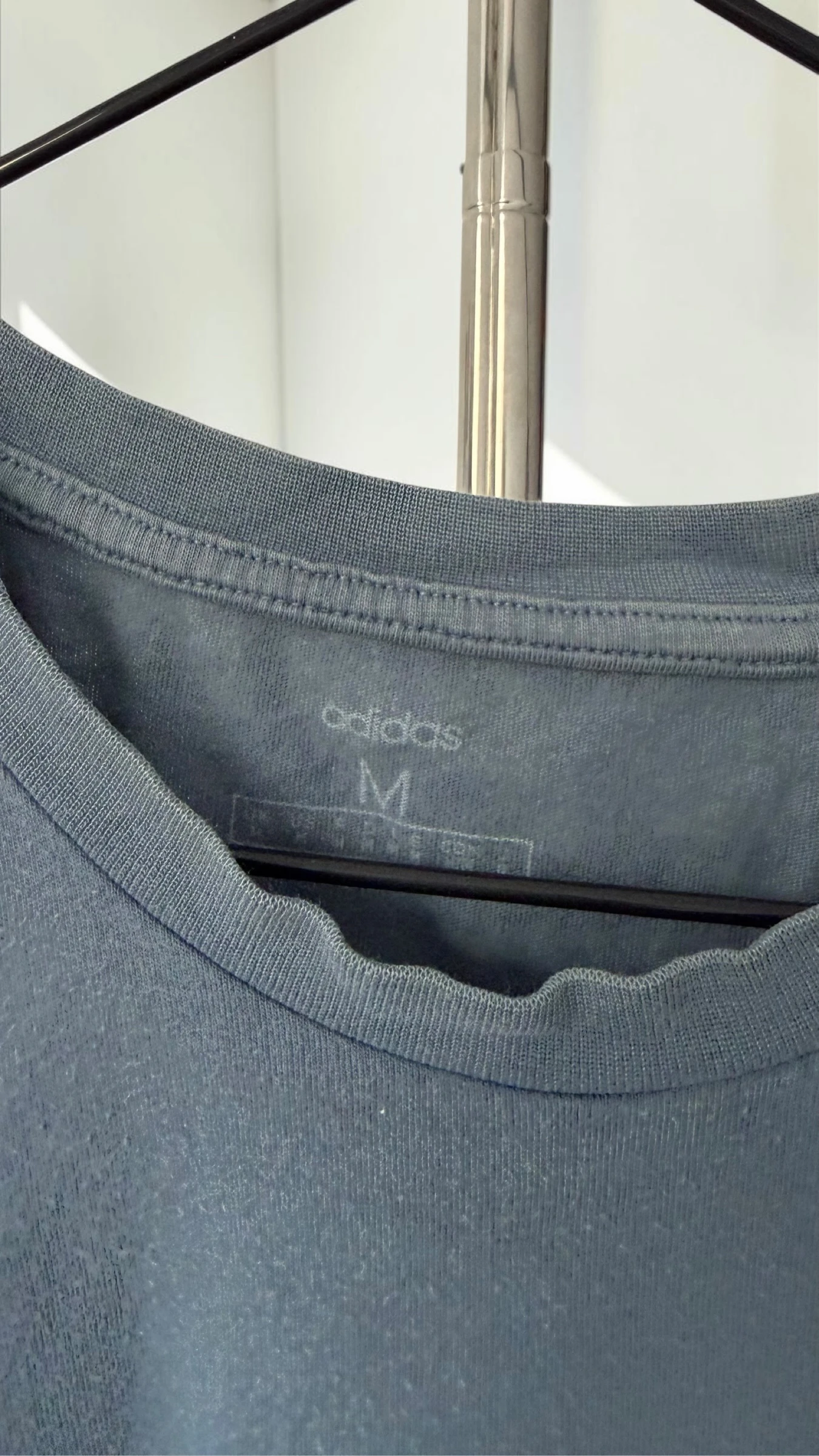 Camiseta Adidas cinza tamanho M – photo 4